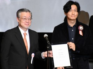 第11回TAMA映画賞授賞式に登場した井浦新