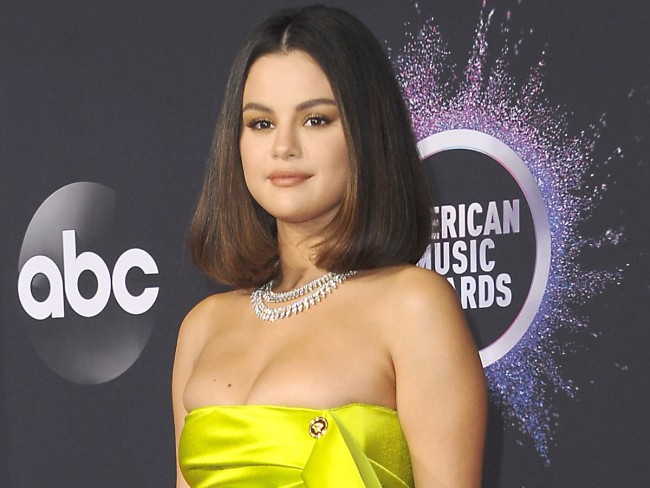 セレーナ・ゴメス、Selena Gomez、at arrivals for 2019 American Music Awards　20191124