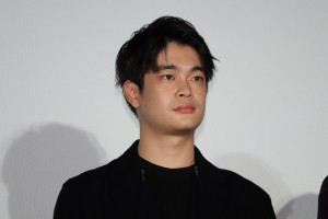 スペシャルドラマ『教場』舞台あいさつに登場した井之脇海