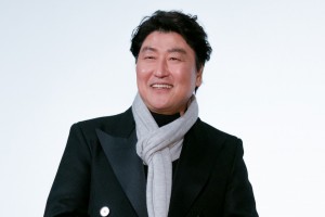 映画『パラサイト 半地下の家族』舞台あいさつに登場したソン・ガンホ