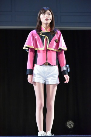 『魔進戦隊キラメイジャー』制作発表記者会見に登場した工藤美桜