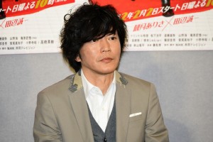 プレミアムドラマ『捜査会議はリビングでおかわり!』会見に登場した田辺誠一