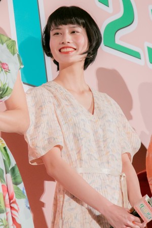 映画『グッドバイ~嘘からはじまる人生喜劇~』完成披露試写会に登場した橋本愛