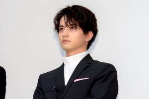 映画『シグナル100』初日舞台あいさつに登場した瀬戸利樹
