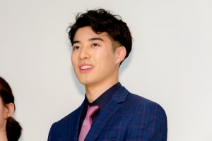 映画『シグナル100』初日舞台あいさつに登場した福山翔大