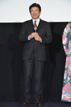 映画『風の電話』公開記念舞台あいさつに登壇した三浦友和