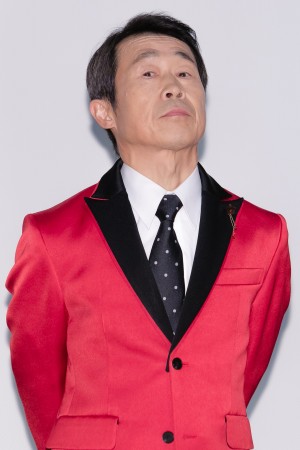 映画『星屑の町』完成披露上映会に登場した有薗芳記