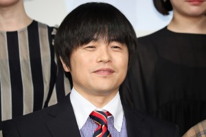映画『架空OL日記』完成披露試写会に登場したバカリズム