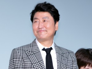 主演ソン・ガンホ来日! 映画『パラサイト 半地下の家族』舞台あいさつに出席