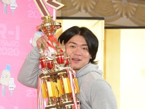 『R‐1ぐらんぷり2020』で優勝したマヂカルラブリー・野田クリスタル