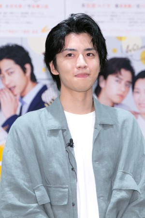 連続ドラマ『マイラブ・マイベイカー』記者会見に登場した飯島寛騎