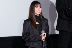 映画『映像研には手を出すな!』公開記念前夜祭舞台あいさつに登場した乃木坂46・齋藤飛鳥