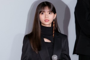 映画『映像研には手を出すな!』公開記念前夜祭舞台あいさつに登場した乃木坂46・齋藤飛鳥