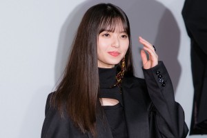 映画『映像研には手を出すな!』公開記念前夜祭舞台あいさつに登場した乃木坂46・齋藤飛鳥