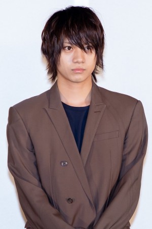 映画『小説の神様 君としか描けない物語』イベントに登場した佐藤流司