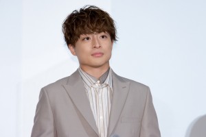 白濱亜嵐、映画『10万分の1』初日舞台あいさつに登壇