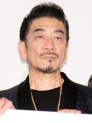 映画『痛くない死に方』初日舞台あいさつに登壇した、宇崎竜童