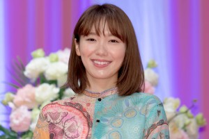 映画『トムとジェリー』プレミアムイベントに登場した飯豊まりえ