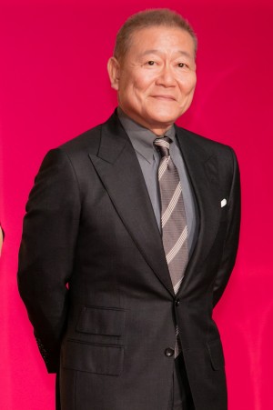 映画『騙し絵の牙』騙し合い開幕式に登場した國村隼