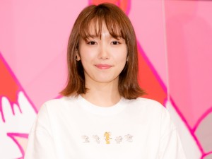 「トムとジェリー カートゥーン・カーニバル」オープニングイベントに登場した飯豊まりえ