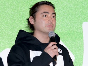 映画『ゾッキ』公開直前イベントに出席した山田孝之監督