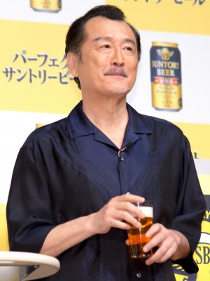 「パーフェクトサントリービール」新CM発表会に登場した吉田鋼太郎