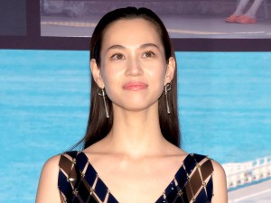 映画『彼女』配信直前イベントに登場した水原希子