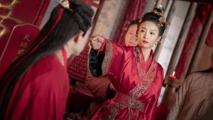 『紅蓮伝~失われた秘宝と永遠の愛~』ヒロイン・蘇雲落(そうんらく)を演じる人気若手女優ジャン・ヤーチン