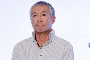 映画『いのちの停車場』公開記念舞台あいさつに登場した柳葉敏郎