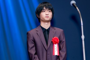 第30回日本映画批評家大賞授賞式に出席した奥平大兼