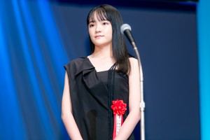 第30回日本映画批評家大賞授賞式に出席した服部樹咲