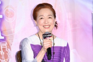 映画『キネマの神様』公開記念舞台あいさつに登場した宮本信子