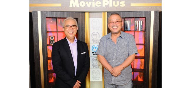「プレミア・ナビ」ナビゲーターの小堺一機とゲストの井筒和幸監督