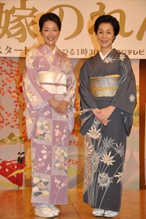 フジ系昼帯ドラマ「花嫁のれん」制作発表会見に出席した羽田美智子と野際陽子