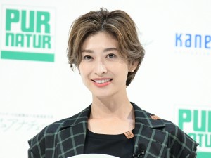 カネカ「ベルギーヨーグルト ピュアナチュール」リニューアル発表会に登場した山田優