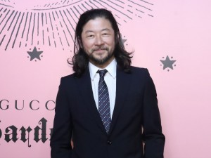 「Gucci Garden Archetypes」展 フォトコールに登場した浅野忠信