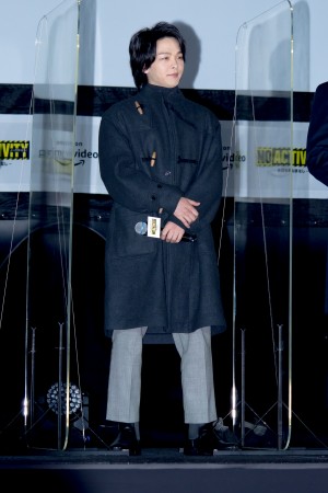 ドラマ『No Activity/本日も異状なし』配信記念ドライブインシアター イベントに登場した中村倫也