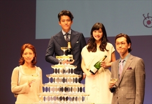 フジテレビ月9ドラマ「リッチマン、プアウーマン」の制作発表会