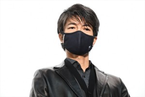 仲村トオル、映画『愛のまなざしを』公開記念舞台あいさつに登場