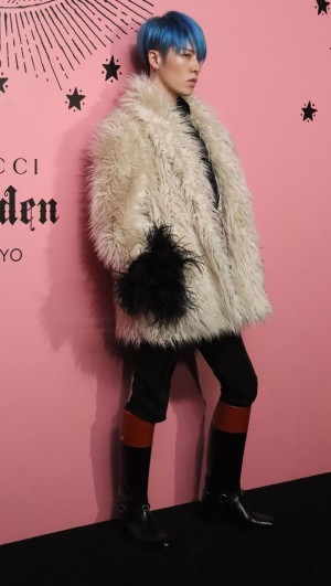 「Gucci Garden Archetypes」展 フォトコールに登場したMIYAVI