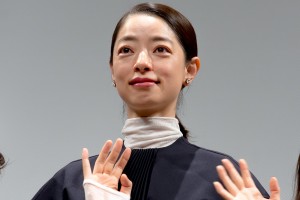 映画『ずっと独身でいるつもり?』完成披露試写会に登場した市川実和子