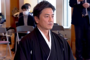 原田龍二、『別れない理由』発売記念神前結婚式&記者会見に登場