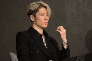 MIYAVI、「THE LAST ROCKSTARS」記者会見に登場