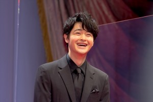 瀬戸康史、映画『コンフィデンスマンJP 英雄編』ワールドプレミアに登場