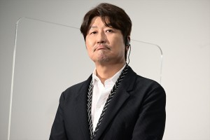 ソン・ガンホ、映画『ベイビー・ブローカー』来日記念舞台挨拶に登場