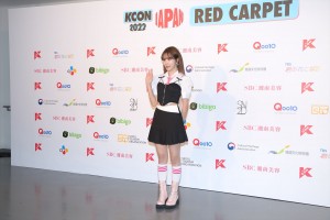 「KCON 2022 JAPAN」レッドカーペットに出席したチョ・ユリ