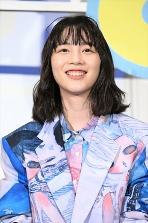 のん、映画『さかなのこ』完成報告上映会に登場