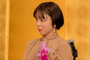安藤玉恵、「第30回橋田賞」授賞式に登場