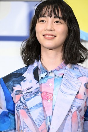 のん、映画『さかなのこ』完成報告上映会に登場