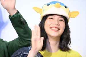 のん、映画『さかなのこ』公開記念舞台あいさつに登場